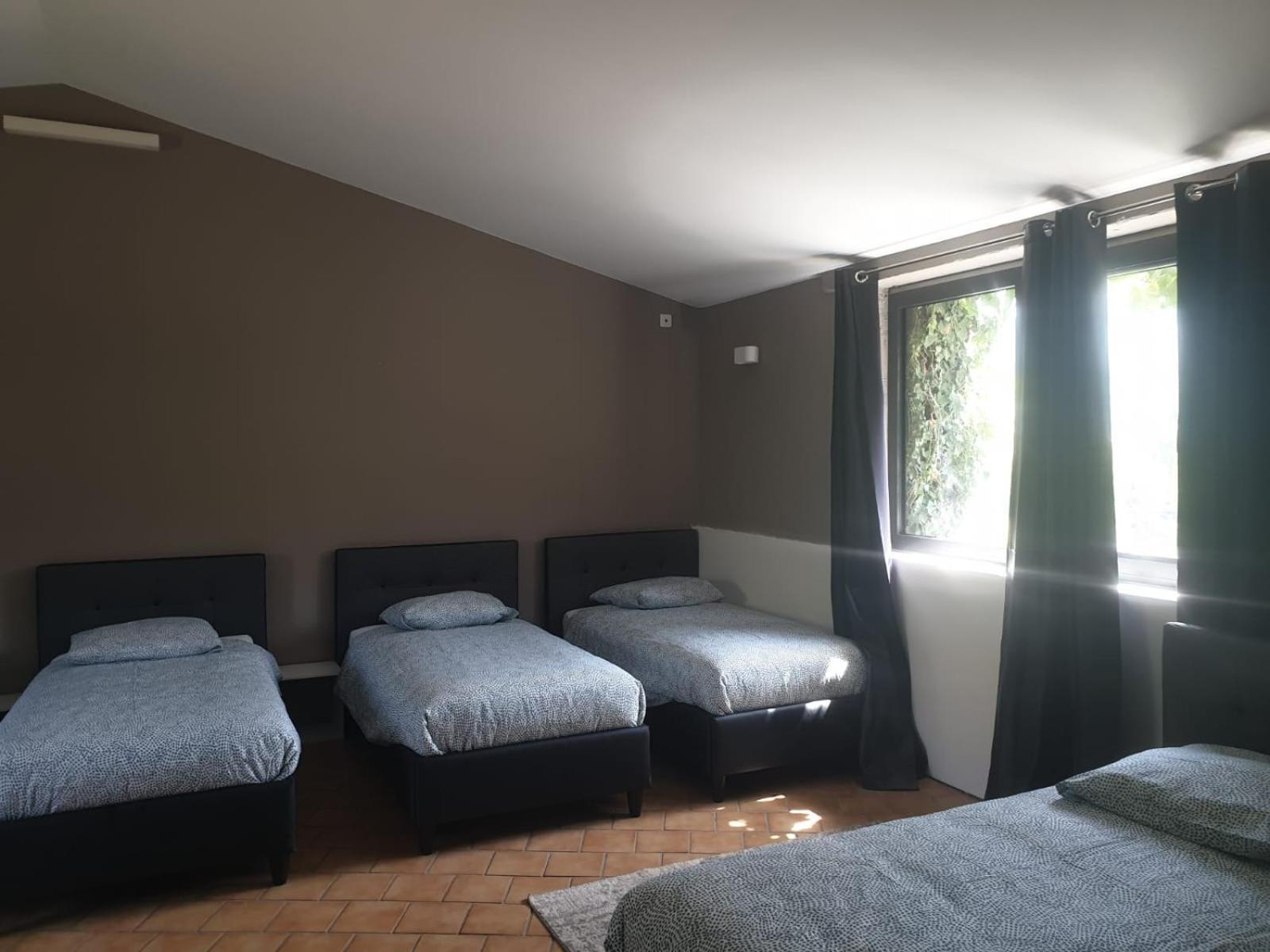L'Oustaou Bed & Breakfast Chateau-Arnoux-Saint-Auban Ngoại thất bức ảnh